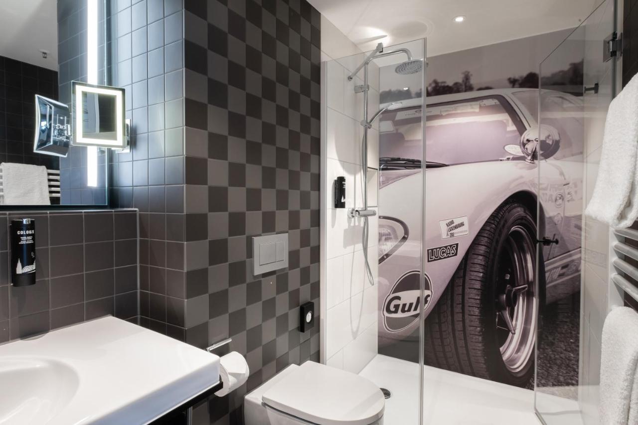 V8 Hotel Koeln At Motorworld Экстерьер фото